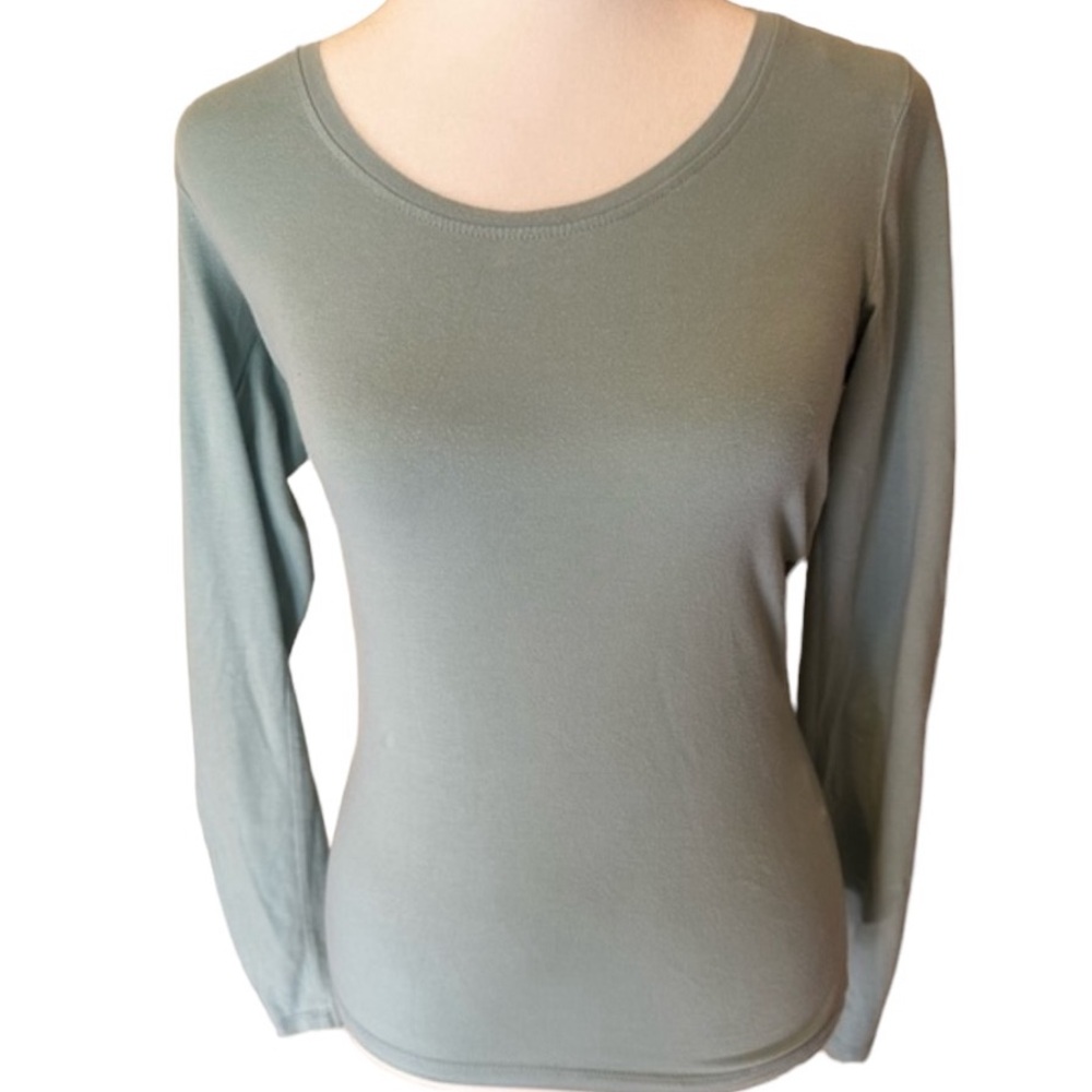 Forever21 women’s fitted sage green shirt medium shirt